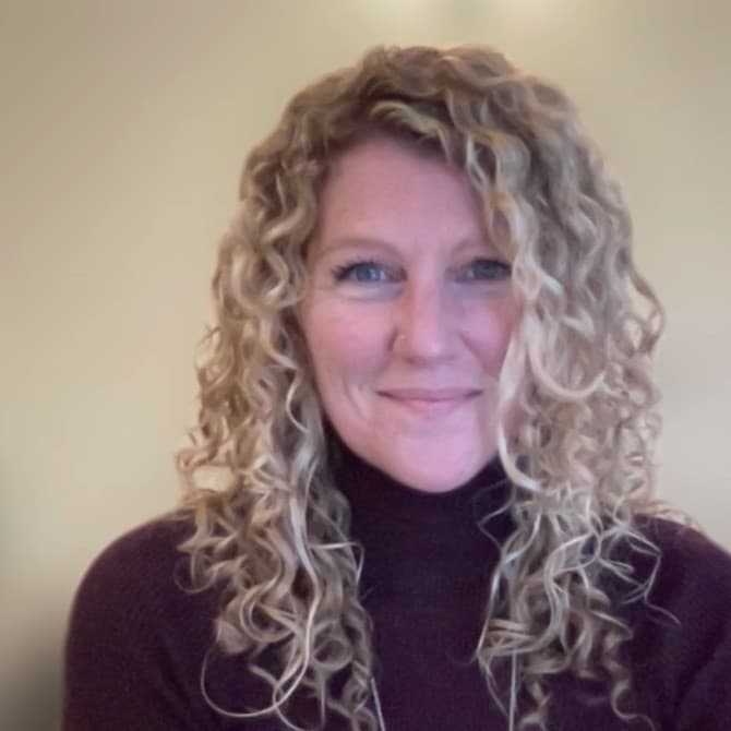 Shelli Wright — co-author of The Tao of Maybe